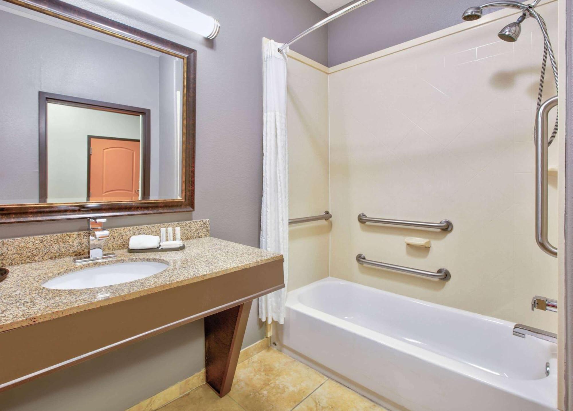 La Quinta By Wyndham Little Rock - Bryant Hotell Exteriör bild